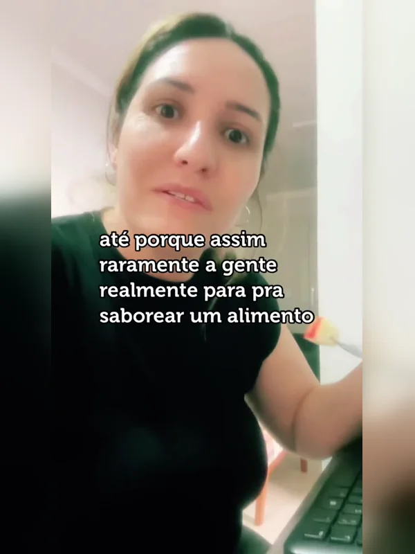 Capa editorial do vídeo Memórias à mesa