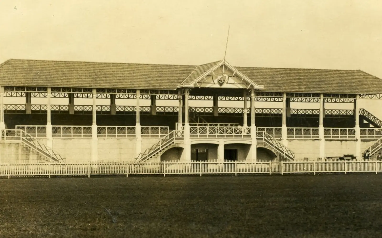Fotografia histórica do Estádio Boulanger Pucci em Uberaba